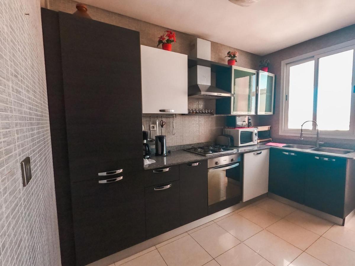 Luxury And Comfort-chic Apartment